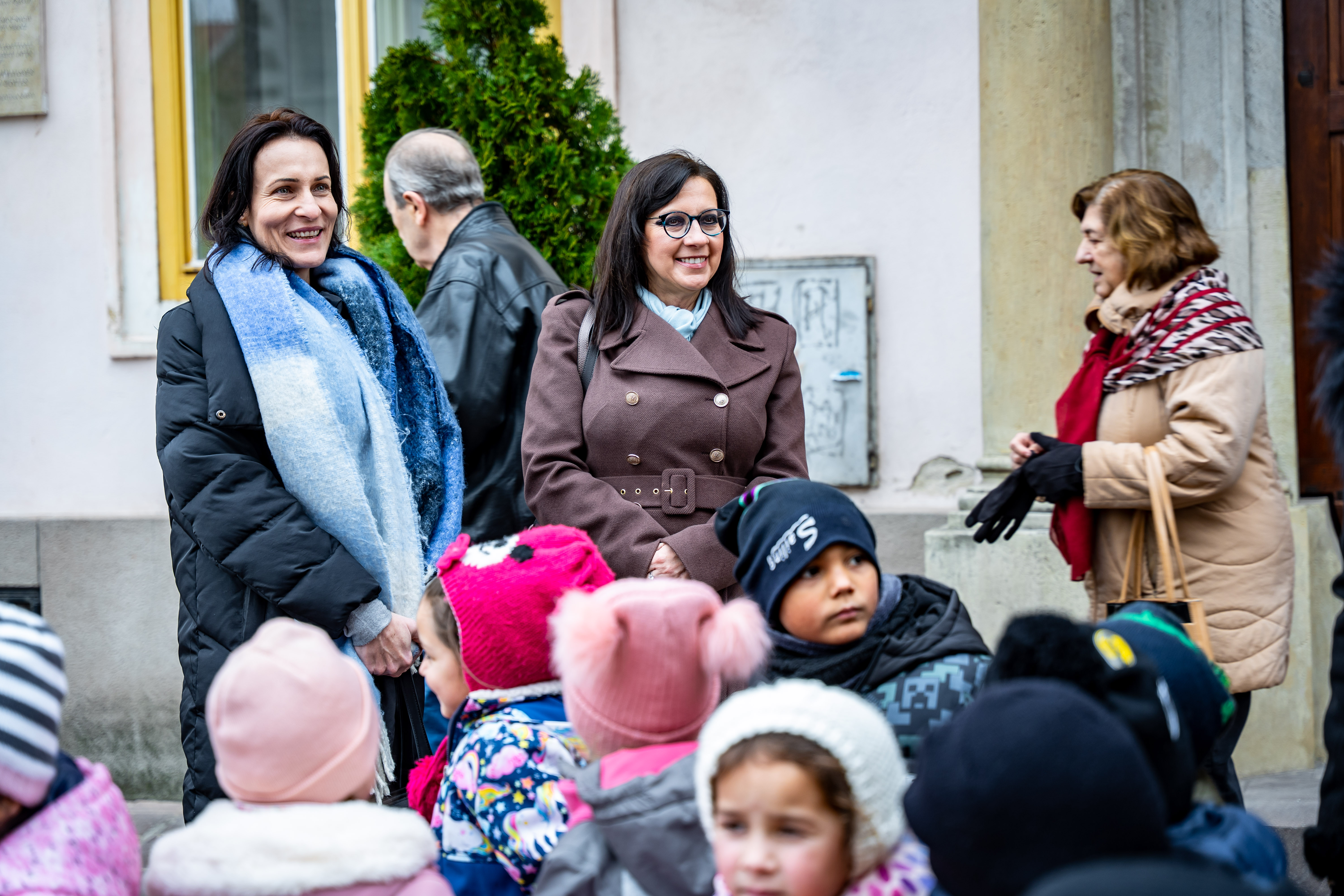 Slavnostne odhalenie pamatnej tabule na pocest kosickeho biskupa Augustina Fischer-Colbrieho-42